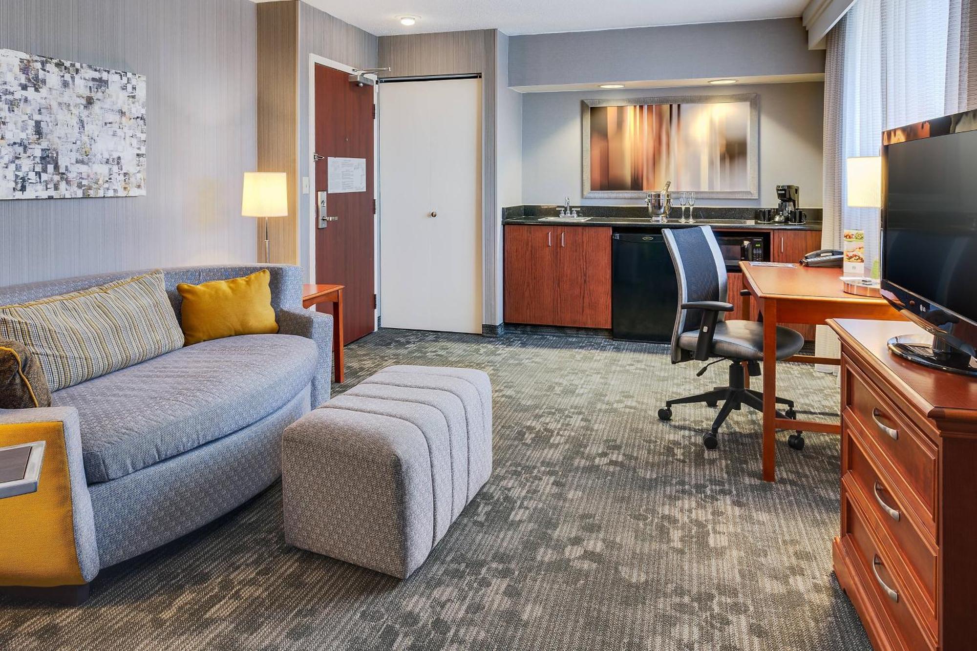 Courtyard Hartford Cromwell Hotel Kültér fotó